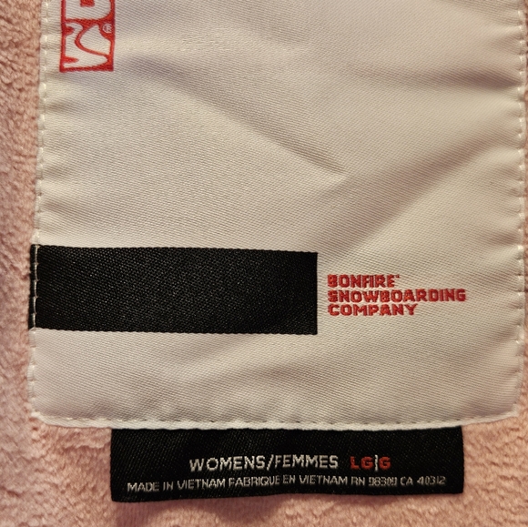 Bonfire Women's Snowboarding/Skiing Jacket - Picture 11 of 17